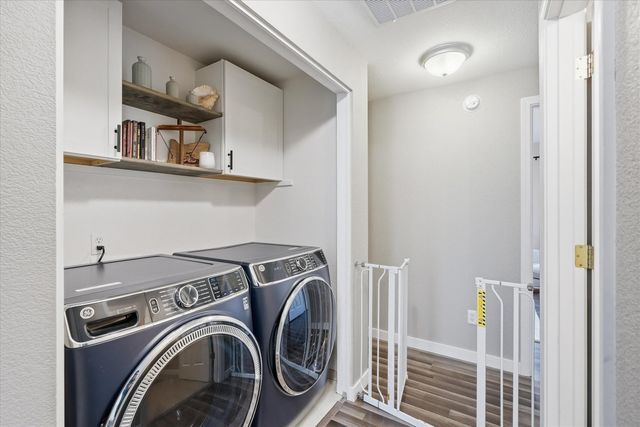 108 Horton Circle, Medford, OR 97501