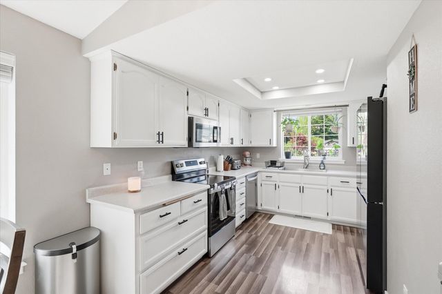 108 Horton Circle, Medford, OR 97501