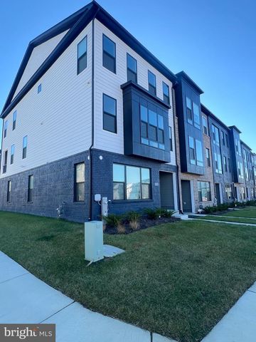 16013 HYDE PARK PL, Bowie, MD 20716