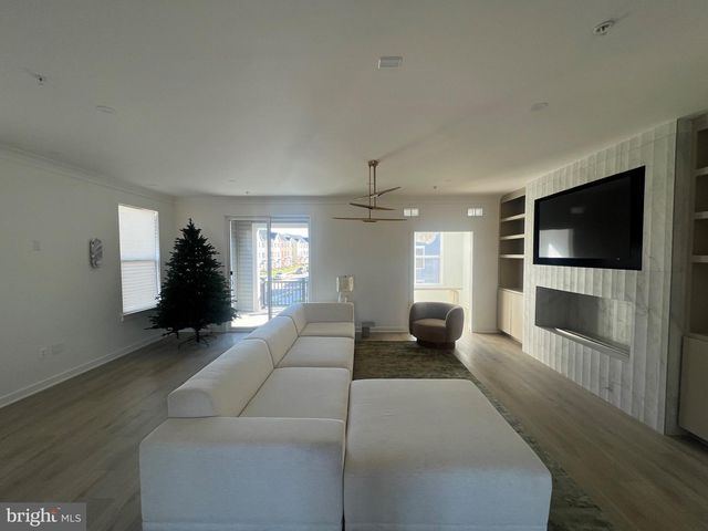 16013 HYDE PARK PL, Bowie, MD 20716