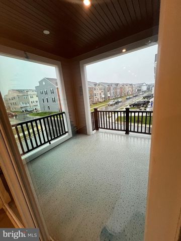 16013 HYDE PARK PL, Bowie, MD 20716