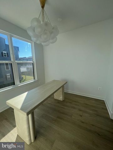 16013 HYDE PARK PL, Bowie, MD 20716