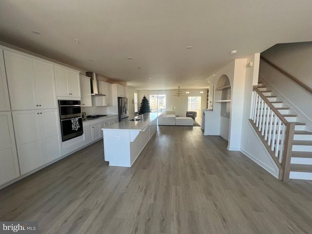 16013 HYDE PARK PL, Bowie, MD 20716