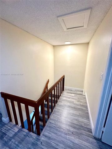 8253 NW 8th Pl 2, Plantation, FL 33324