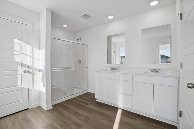 7038 Oakmont ROAD, Mount Pleasant, WI 53403