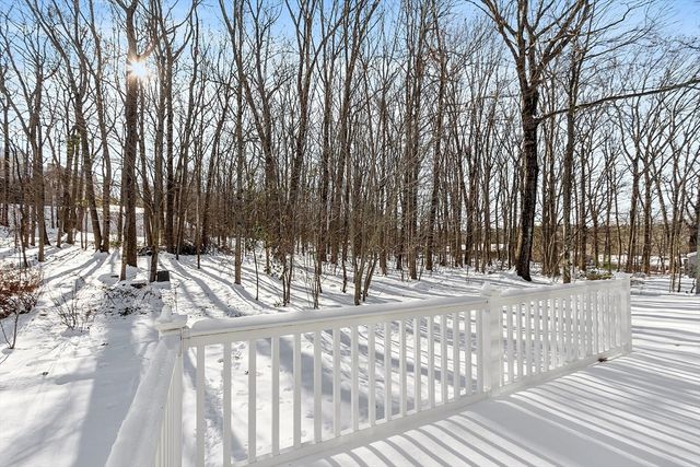 13 Gardner St, Fitchburg, MA 01420