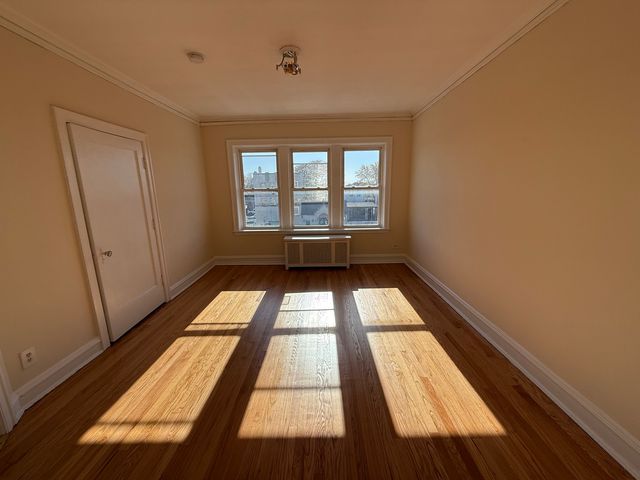 2148 S Gunderson Avenue 341, Berwyn, IL 60402