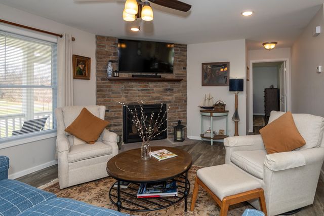 50306 Pleasant Street, Silver Creek Twp, MI 49047