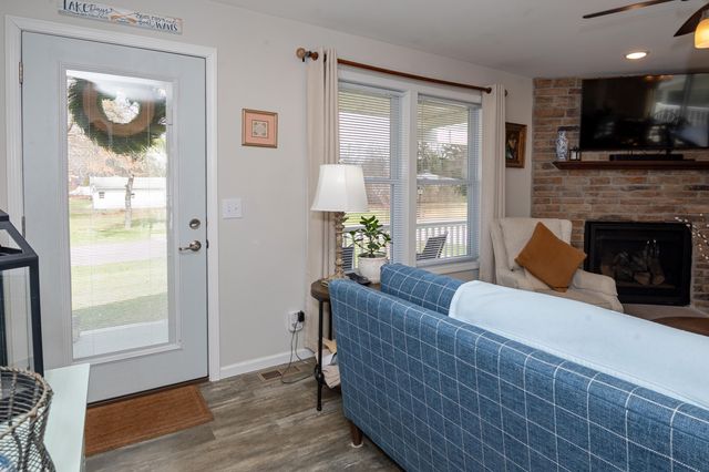 50306 Pleasant Street, Silver Creek Twp, MI 49047