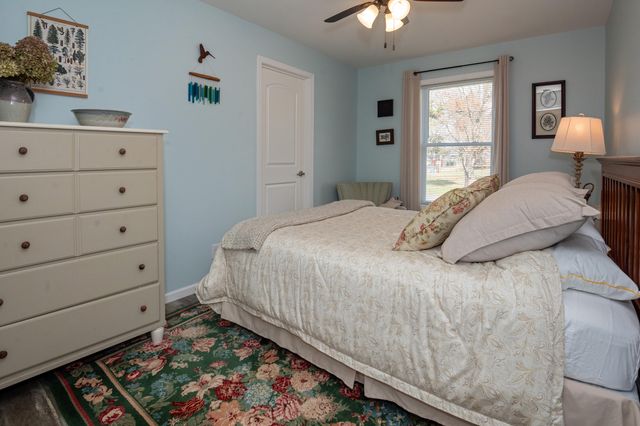 50306 Pleasant Street, Silver Creek Twp, MI 49047