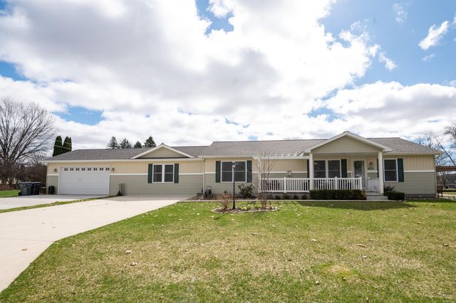 50306 Pleasant Street, Silver Creek Twp, MI 49047