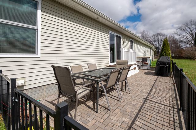 50306 Pleasant Street, Silver Creek Twp, MI 49047