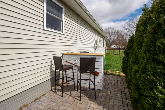 50306 Pleasant Street, Silver Creek Twp, MI 49047