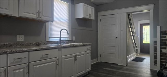 1532 CHELSEA Avenue, Kansas City, MO 64127