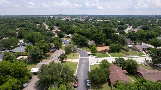 6441 Carousel Drive, Watauga, TX 76148