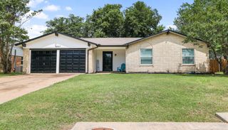 6441 Carousel Drive, Watauga, TX 76148