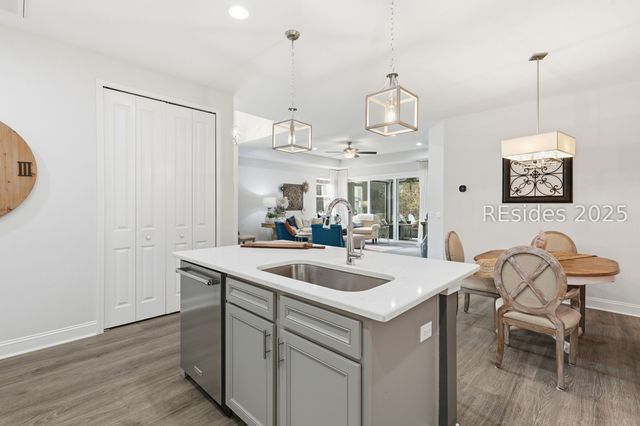 77 Landshark Blvd, Hardeeville, SC 29927