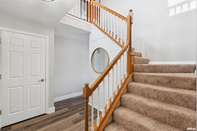 53 W ROSE Court, Geneseo, IL 61254