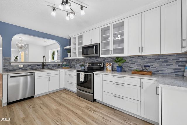 2811 Skybrook Lane, Durham, NC 27703