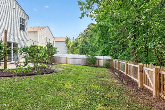 2811 Skybrook Lane, Durham, NC 27703
