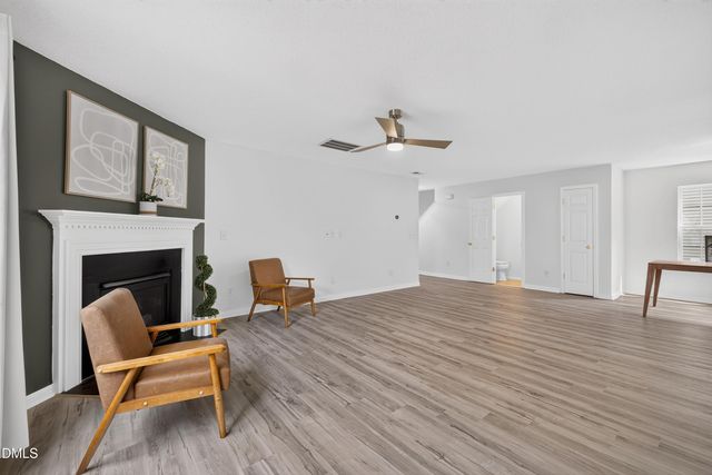 2811 Skybrook Lane, Durham, NC 27703