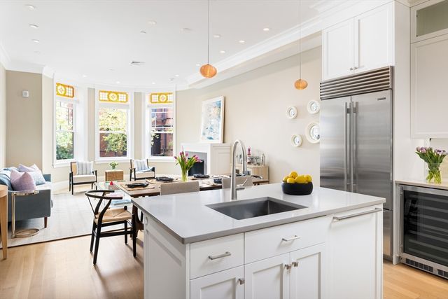 131 St Botolph St A, Boston, MA 02116