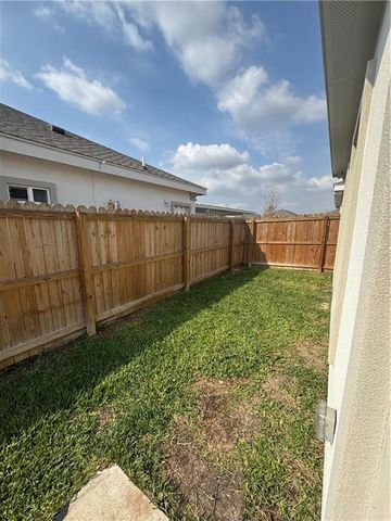 1613 N Molino Drive, Edinburg, TX 78541