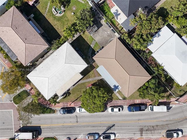 8110 Crespi Blvd 3, Miami Beach, FL 33141