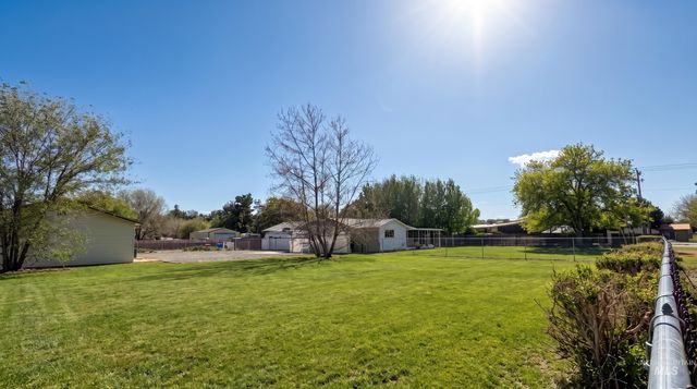 7011 S Southdale Ave, Boise, ID 83709