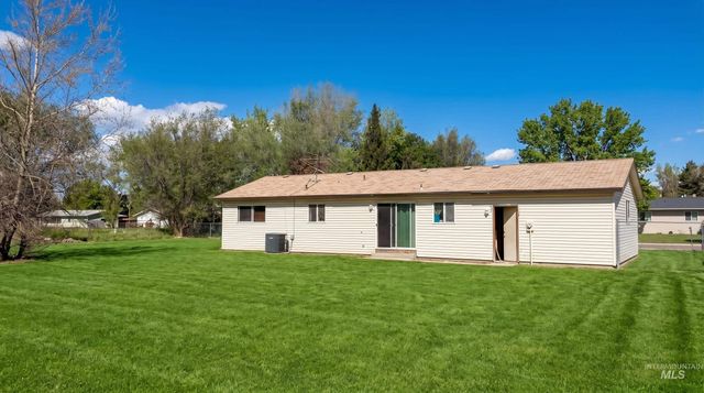 7011 S Southdale Ave, Boise, ID 83709