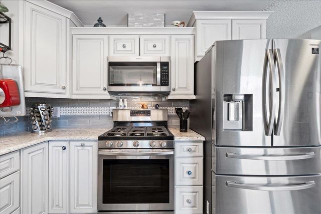 1234 CANDLE LITE LOOP, North Pole, AK 99705