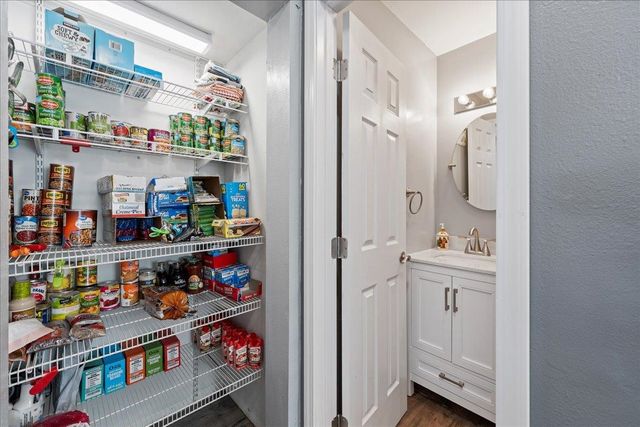 1234 CANDLE LITE LOOP, North Pole, AK 99705