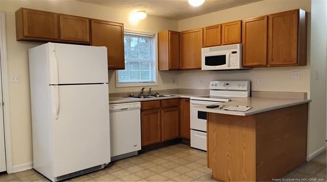 170 A & B Eulon Loop, Raeford, NC 28376