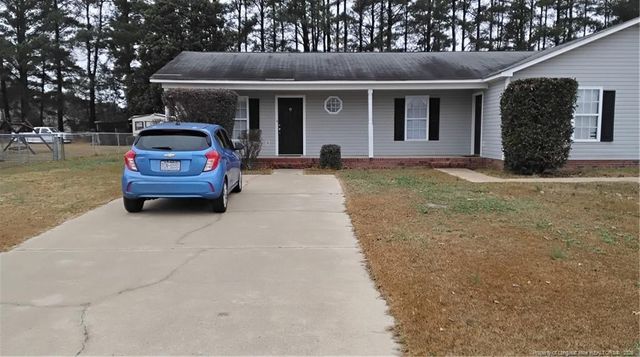 170 A & B Eulon Loop, Raeford, NC 28376