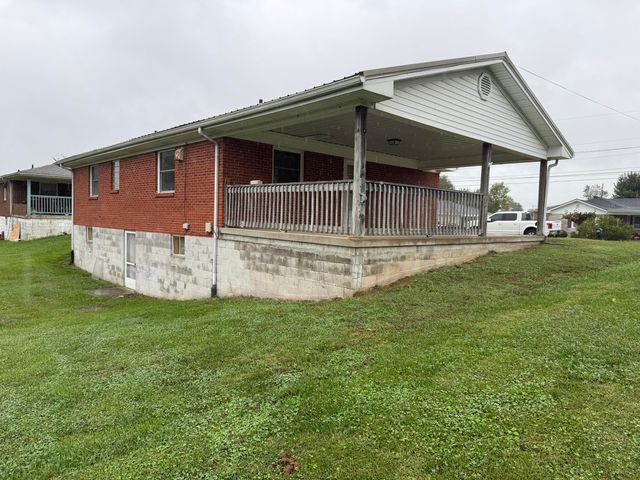 202 Blue Grass Drive, Richmond, KY 40475