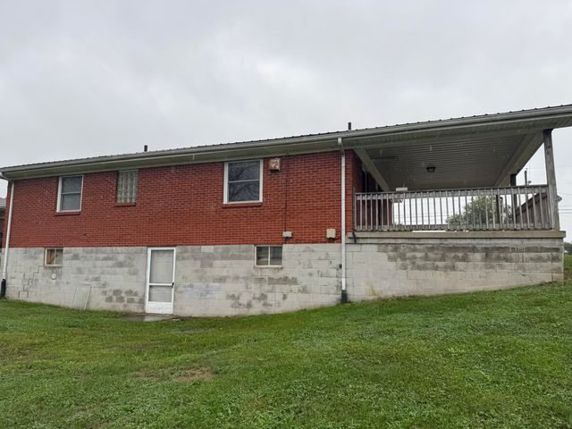 202 Blue Grass Drive, Richmond, KY 40475