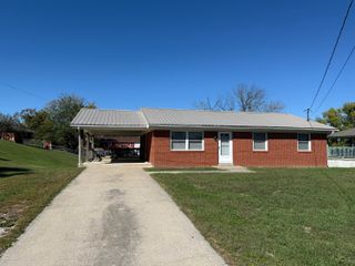 202 Blue Grass Drive, Richmond, KY 40475