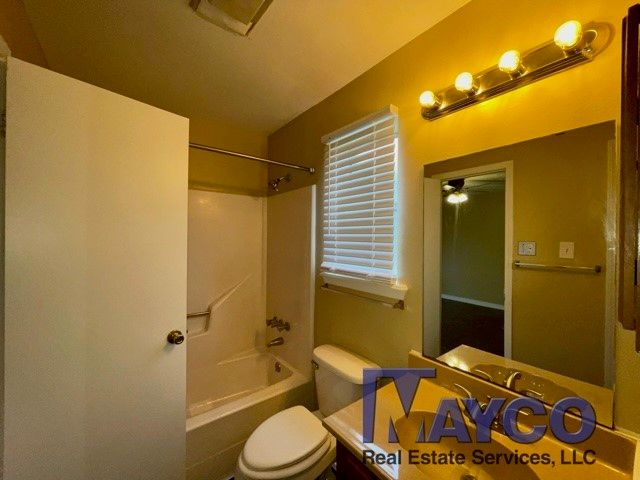 5705 E Texas Street 141, Bossier City, LA 71111