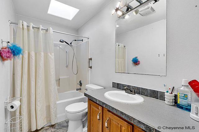 903 BALLAD LN, Cheyenne, WY 82007