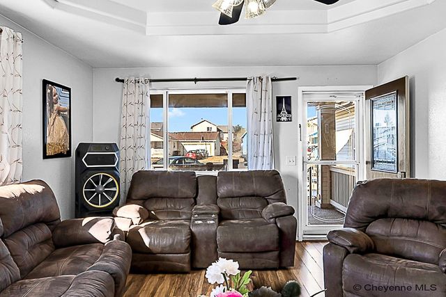 903 BALLAD LN, Cheyenne, WY 82007