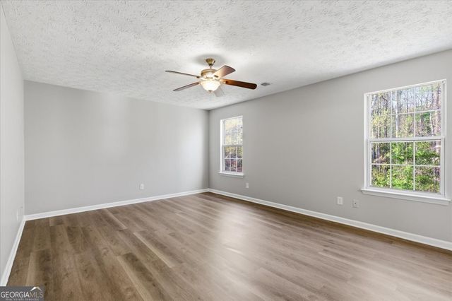 111 Crestbend Lane, Powder Springs, GA 30127