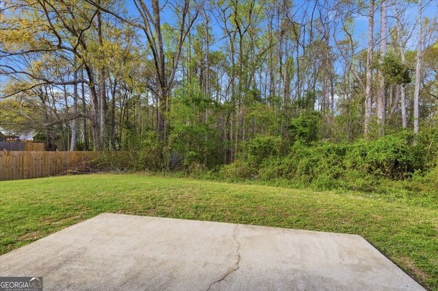 111 Crestbend Lane, Powder Springs, GA 30127