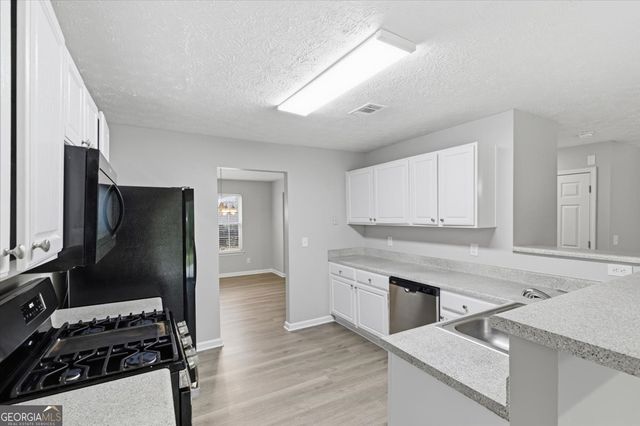 111 Crestbend Lane, Powder Springs, GA 30127