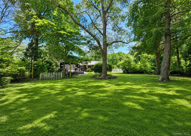 88 Westfield Road, Coram, NY 11727