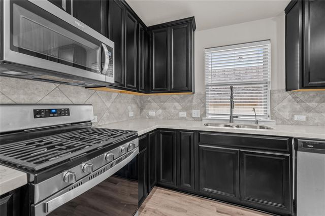 2114 Boreas, Baytown, TX 77523