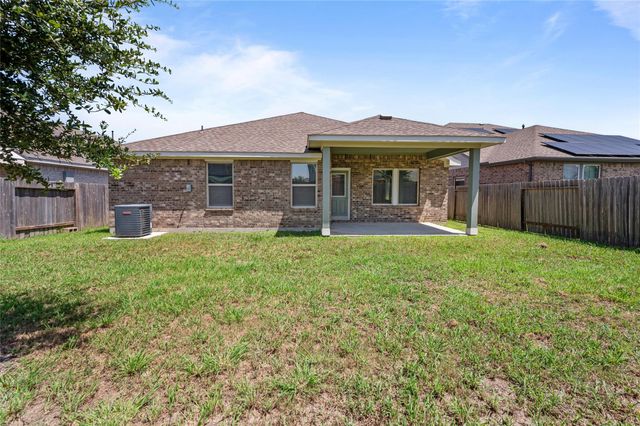 2114 Boreas, Baytown, TX 77523