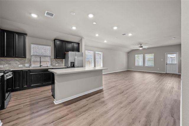 2114 Boreas, Baytown, TX 77523