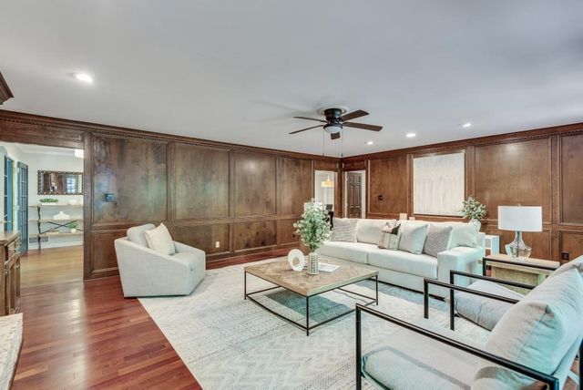 3684 Hunting Ridge Drive SW, Lilburn, GA 30047