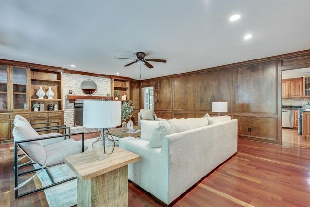 3684 Hunting Ridge Drive SW, Lilburn, GA 30047