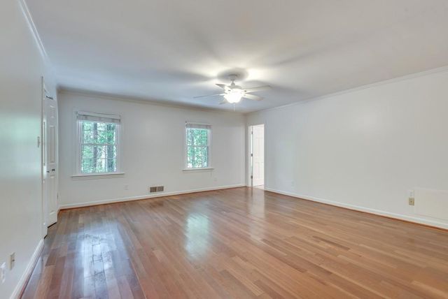 3684 Hunting Ridge Drive SW, Lilburn, GA 30047